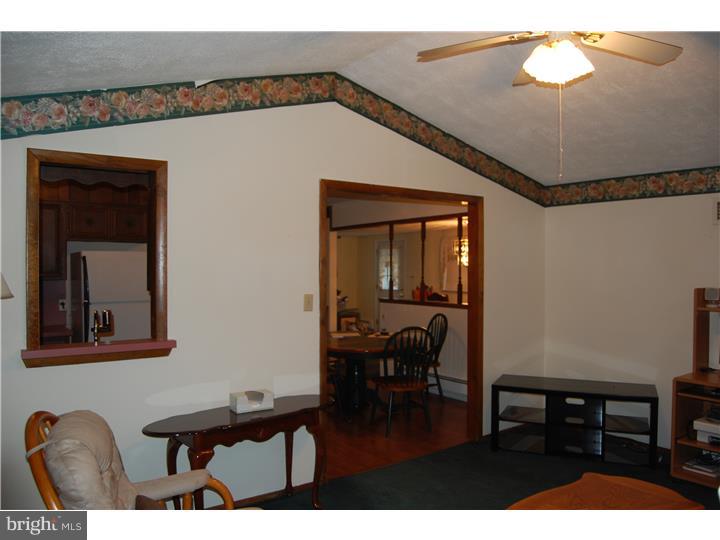 45 Cactus Road Levittown, PA 19057 - Photo 4 of 14 Family Room