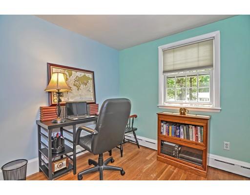51 Lovejoy Road Andover, MA 01810 - Photo 20 of 37 Gallery Image 20