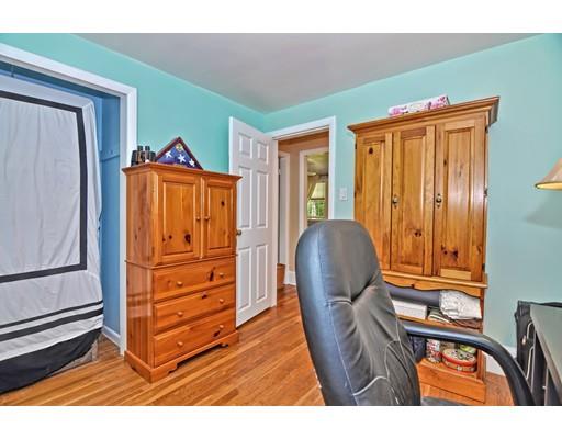 51 Lovejoy Road Andover, MA 01810 - Photo 21 of 37 Gallery Image 21