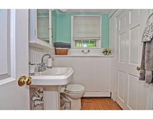 51 Lovejoy Road Andover, MA 01810 - Photo 28 of 37 Gallery Image 28