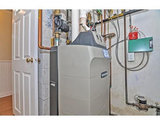 51 Lovejoy Road Andover, MA 01810 - Photo 33 of 37 Gallery Image 33