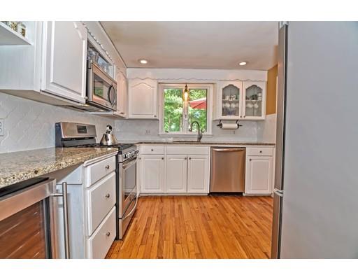 51 Lovejoy Road Andover, MA 01810 - Photo 5 of 37 Gallery Image 5