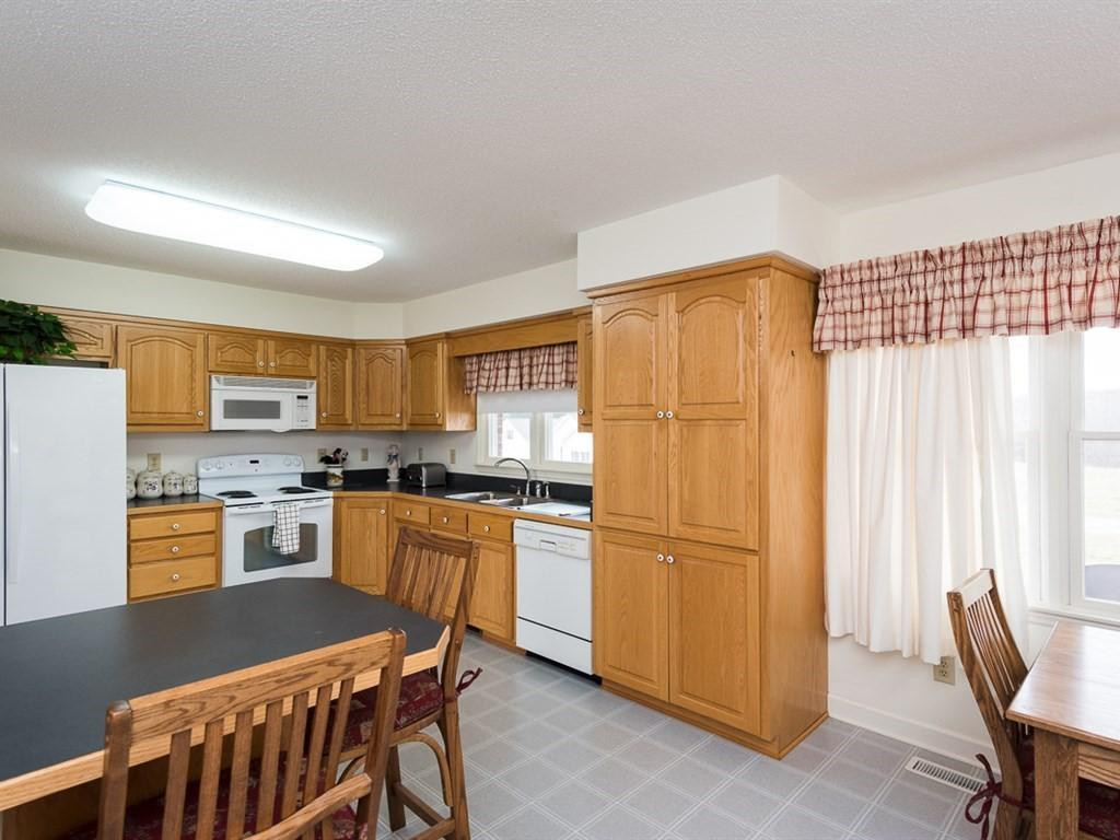 5571 Thom Road Graham, NC 27253 - Photo 7 of 20 Gallery Image 7