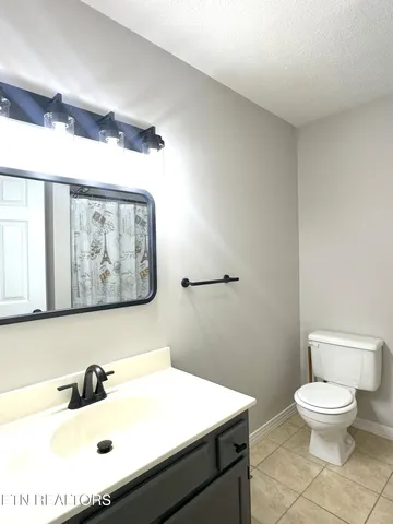 $289,500 | 111 Jessica Lane, La Follette, TN 37766