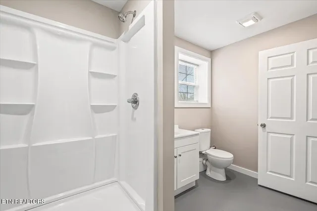 $289,500 | 111 Jessica Lane, La Follette, TN 37766