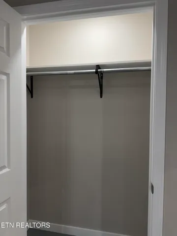 $289,500 | 111 Jessica Lane, La Follette, TN 37766