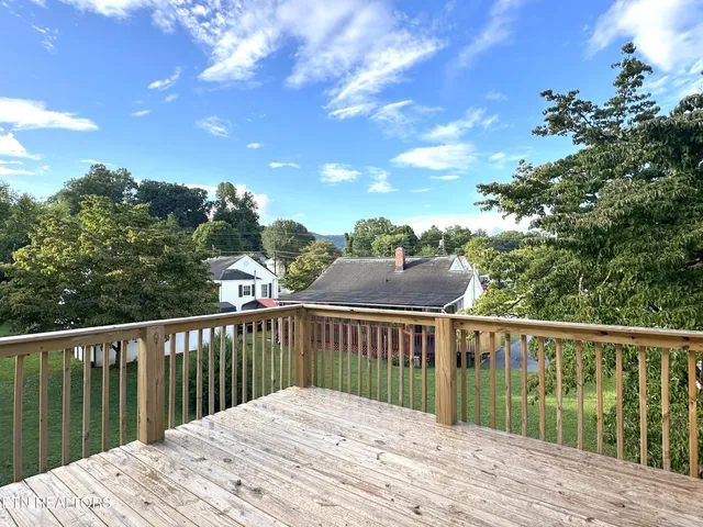 $289,500 | 111 Jessica Lane, La Follette, TN 37766