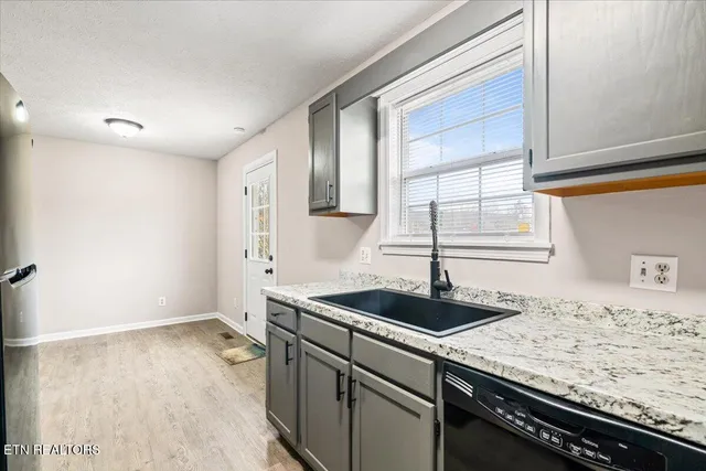 $289,500 | 111 Jessica Lane, La Follette, TN 37766