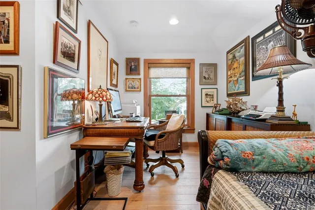 $3,575,000 | 213 Oak Avenue, Anna Maria, FL 34216