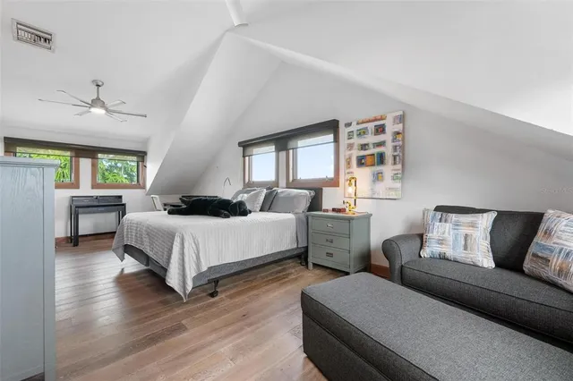 $3,575,000 | 213 Oak Avenue, Anna Maria, FL 34216