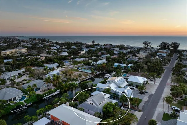 $3,575,000 | 213 Oak Avenue, Anna Maria, FL 34216
