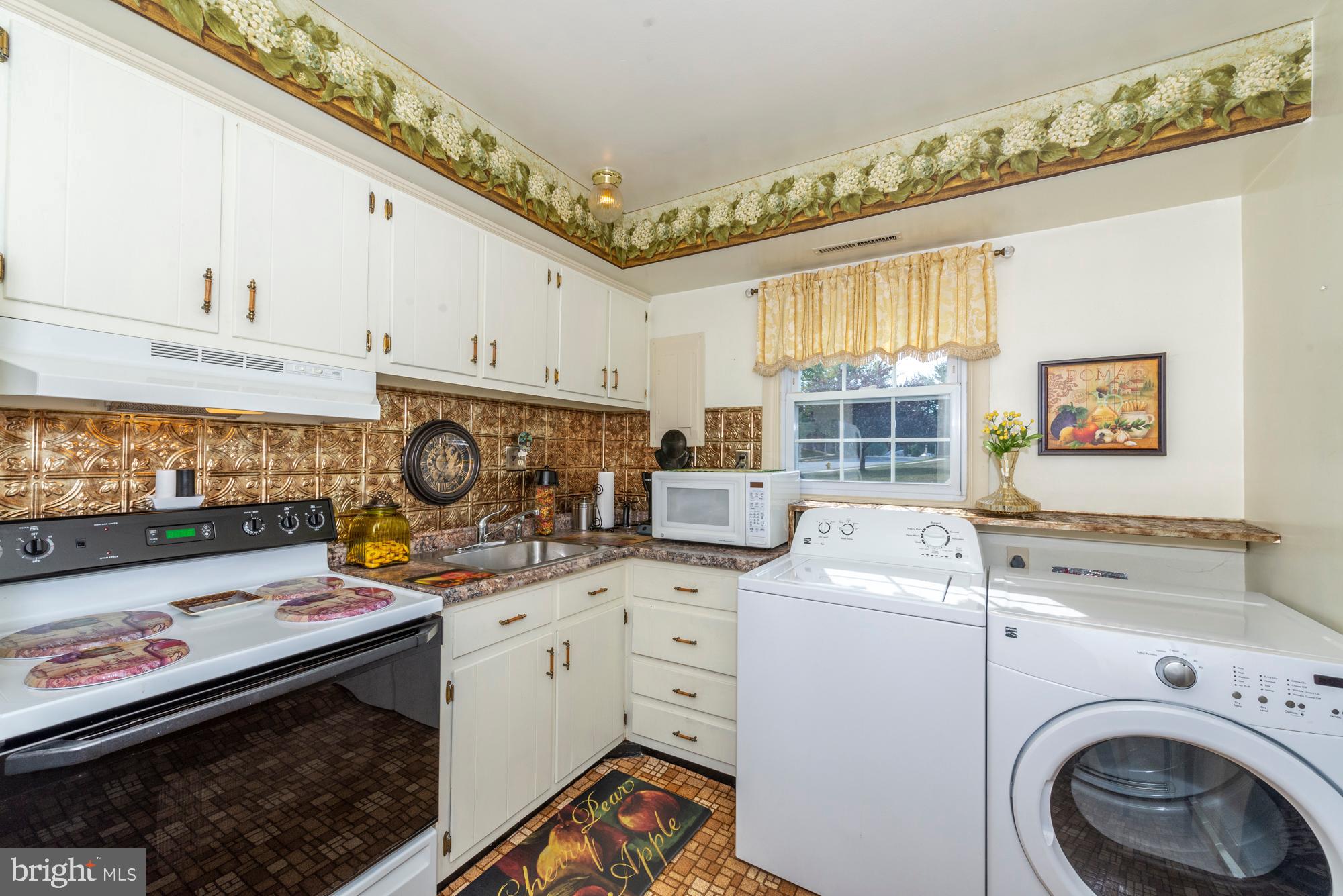 1648 Devers Road York, PA 17404 - Photo 9 of 22