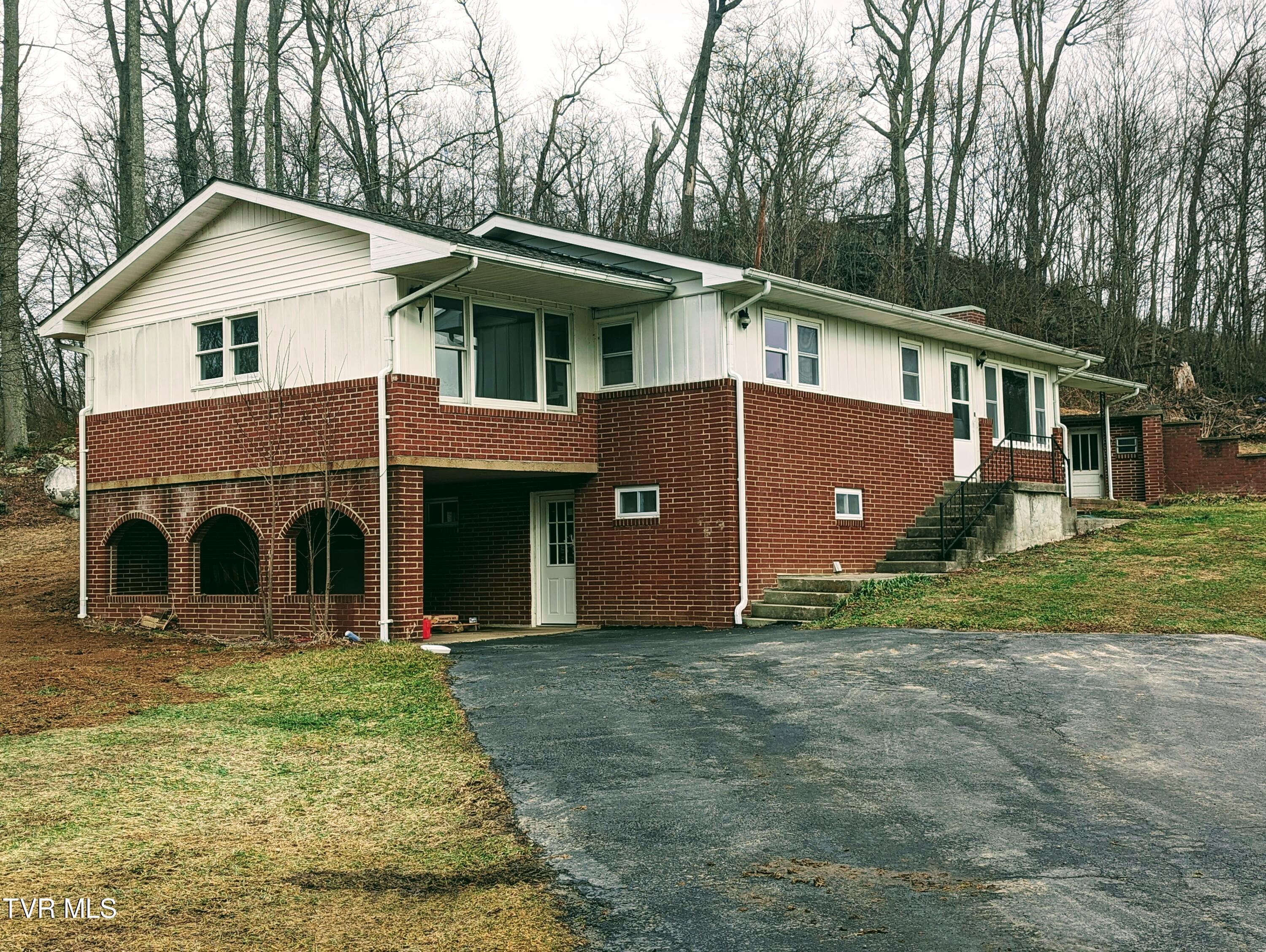 6698 Birchfield Road Wise, VA 24293 - Photo 6 of 28 1000009150