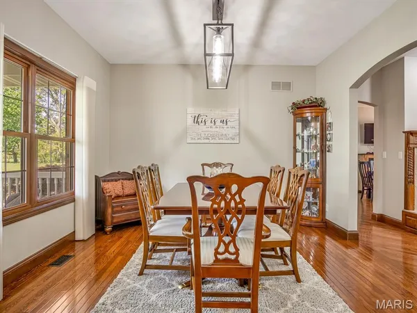 $825,000 | 4775 Highway 157, Edwardsville, IL 62025