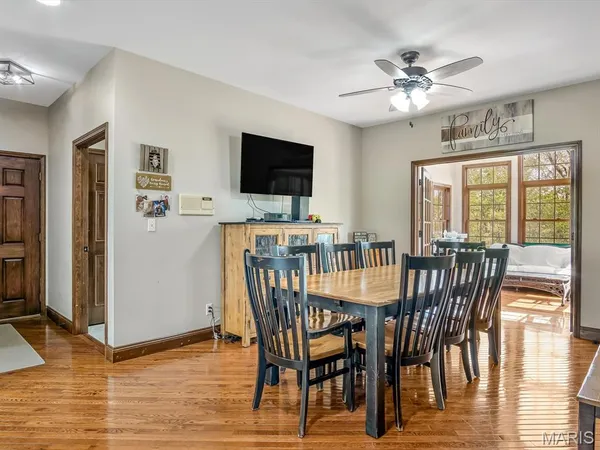 $825,000 | 4775 Highway 157, Edwardsville, IL 62025