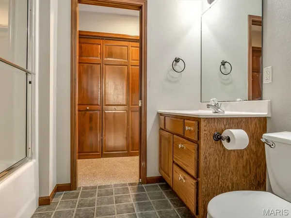 $825,000 | 4775 Highway 157, Edwardsville, IL 62025