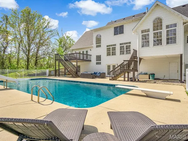 $825,000 | 4775 Highway 157, Edwardsville, IL 62025