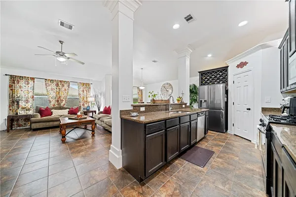 $274,999 | 3909 Los Arroyos Drive, Corpus Christi, TX 78414