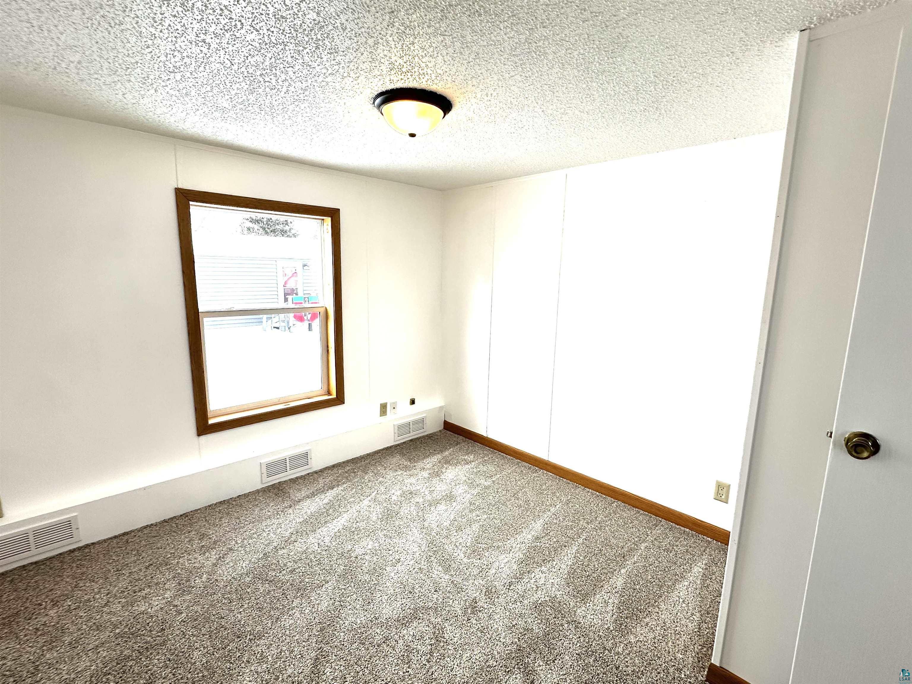 4957 Evergreen Lane Duluth, MN 55811 - Photo 13 of 28
