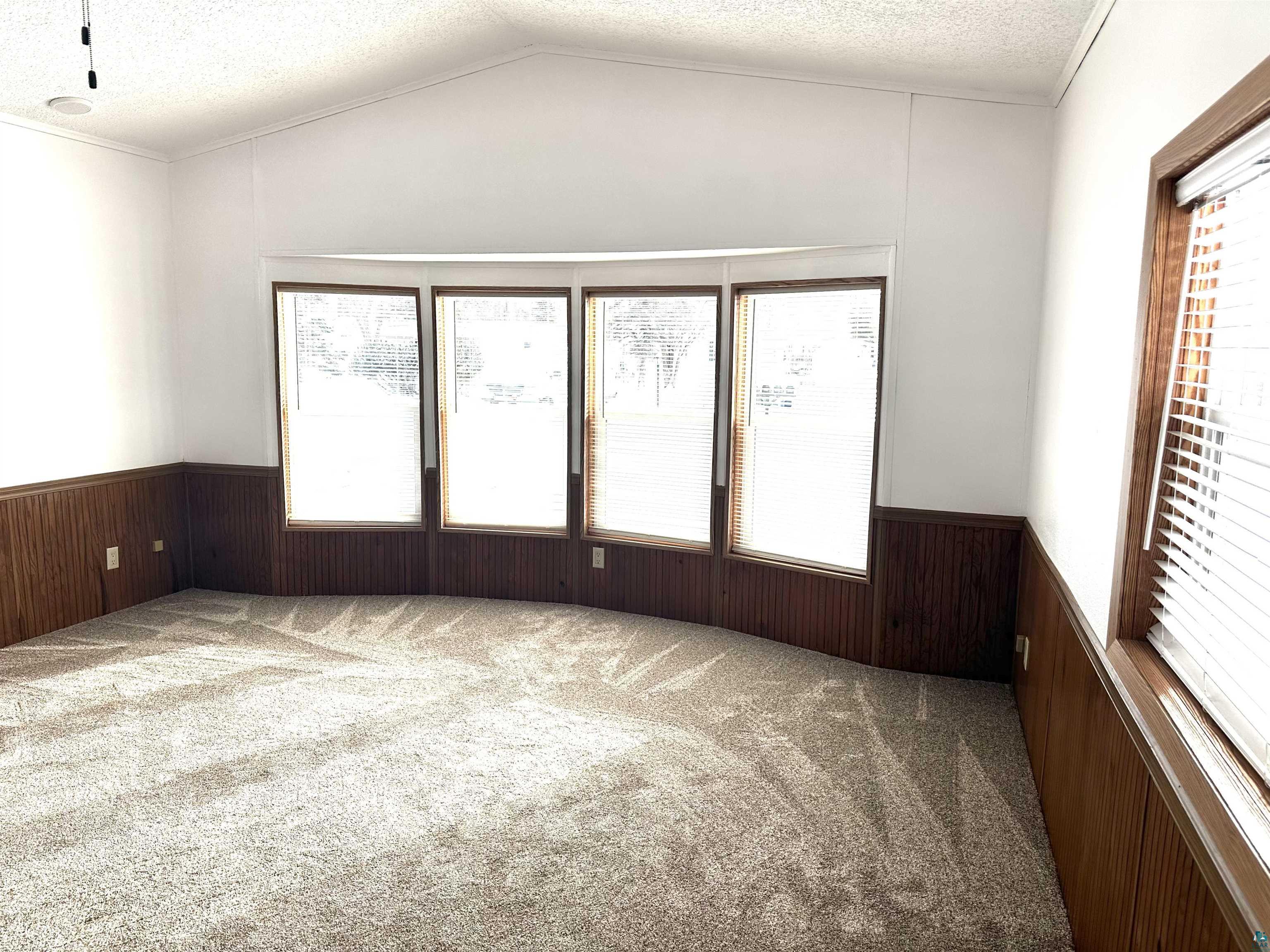 4957 Evergreen Lane Duluth, MN 55811 - Photo 5 of 28