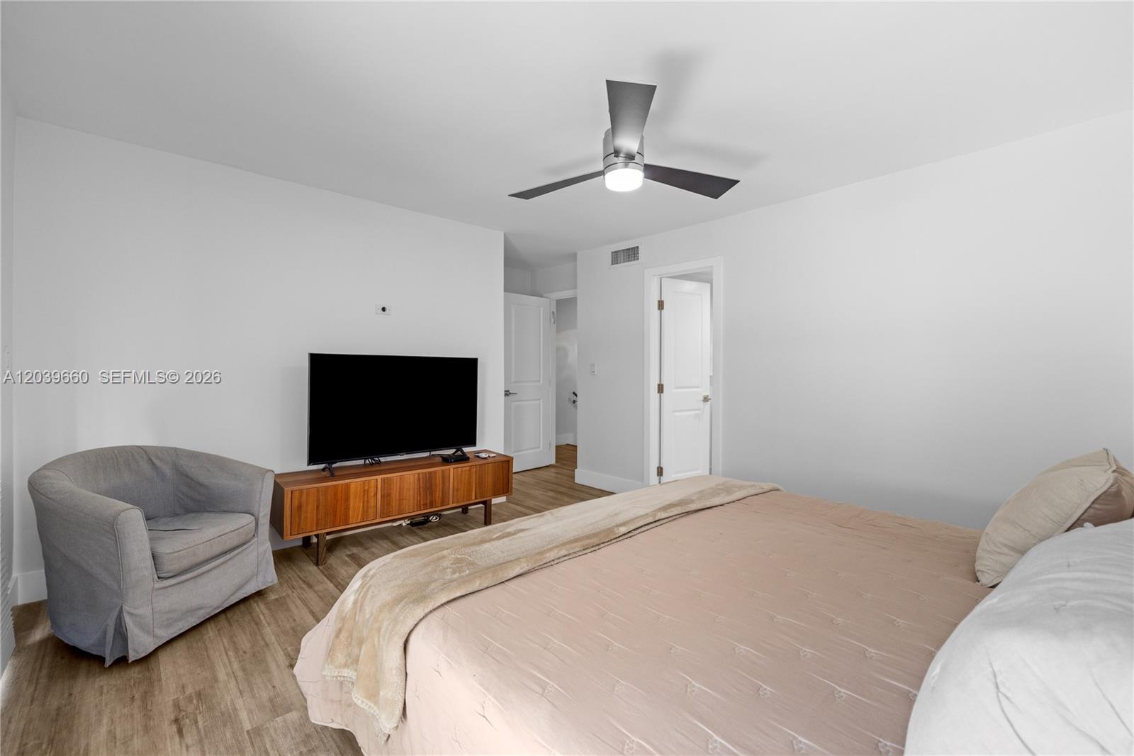 2771 Northeast 164th Street, Unit 12 North Miami Beach, FL 33160 - Photo 24 of 42