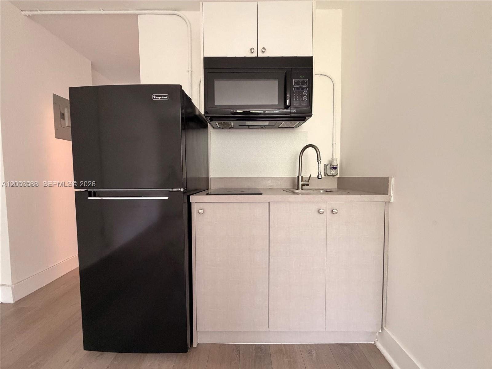 143 Southwest 9th Street, Unit 203 Miami, FL 33130 - Photo 6 of 16