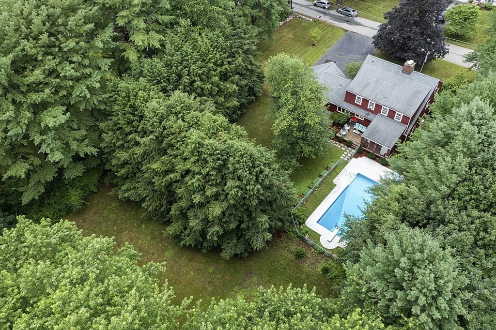 27 Saw Mill Road Stow, MA 01775 - Photo 4 of 34 Gallery Image 4