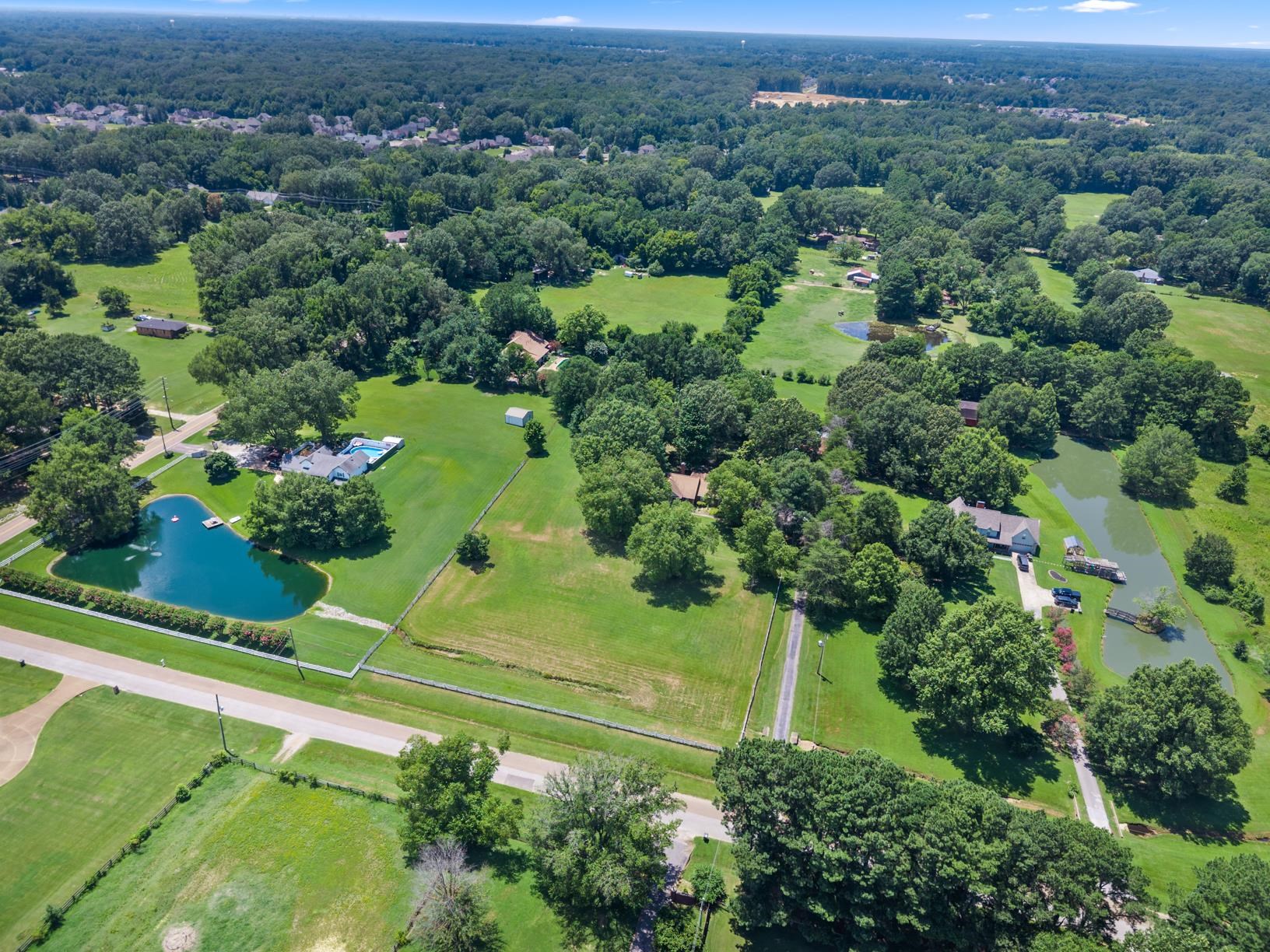 5015 Eagles Nest Lane Bartlett, TN 38002 - Photo 3 of 39 Drone / aerial view of a nearby body of water