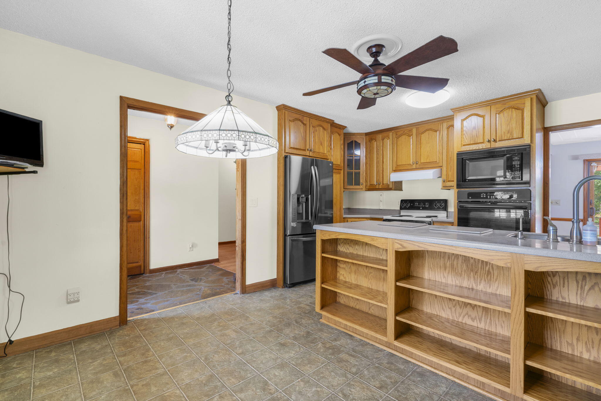 108 Main Ridge Boulevard Goose Creek, SC 29445 - Photo 5 of 49 4-web-or-mls-DSC02522