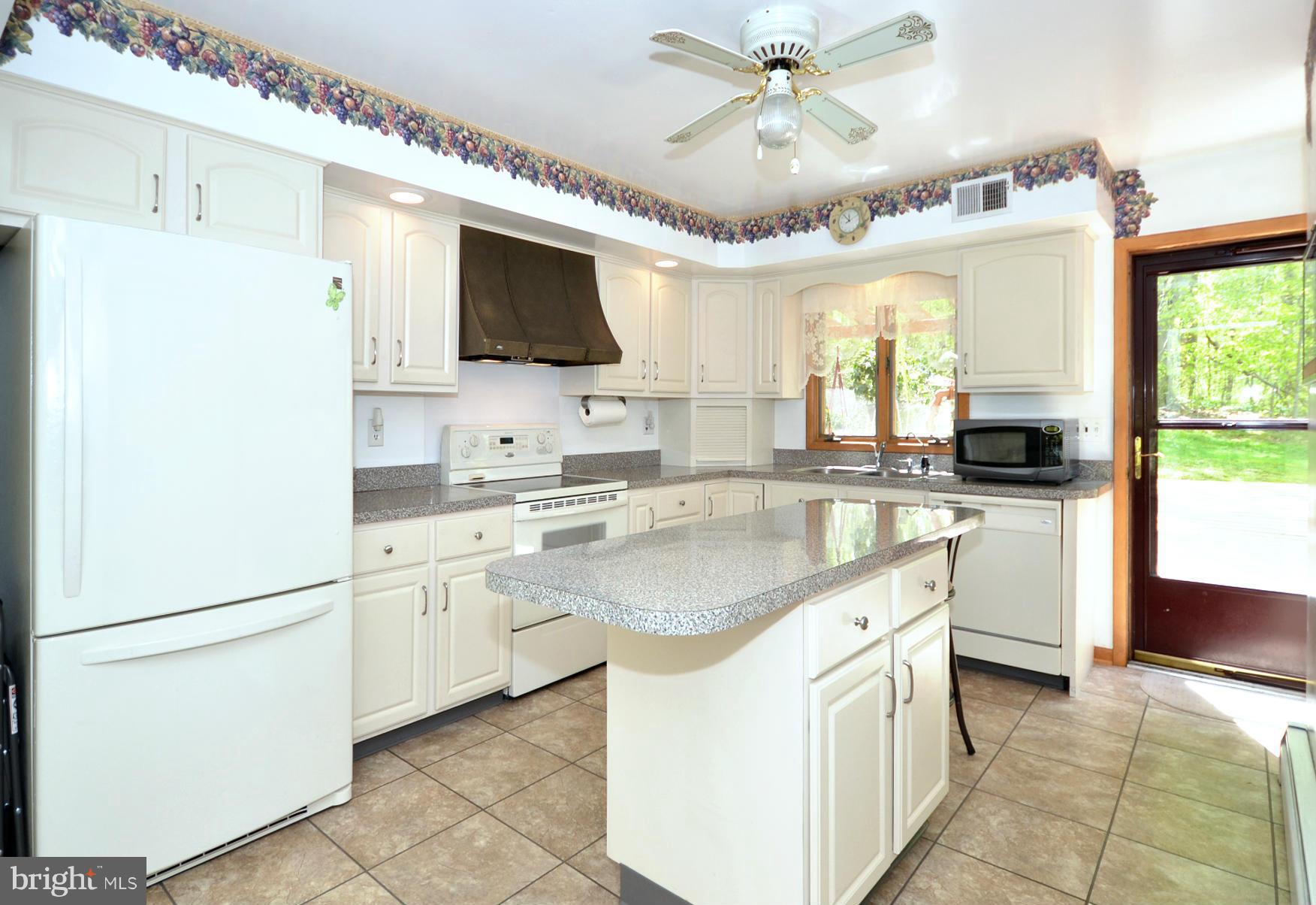 13530 Fork Road Baldwin, MD 21013 - Photo 12 of 30 Kitchen