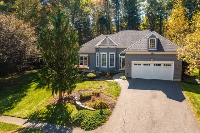 $699,500 | 10 Golden Circle, Southampton, MA 01073