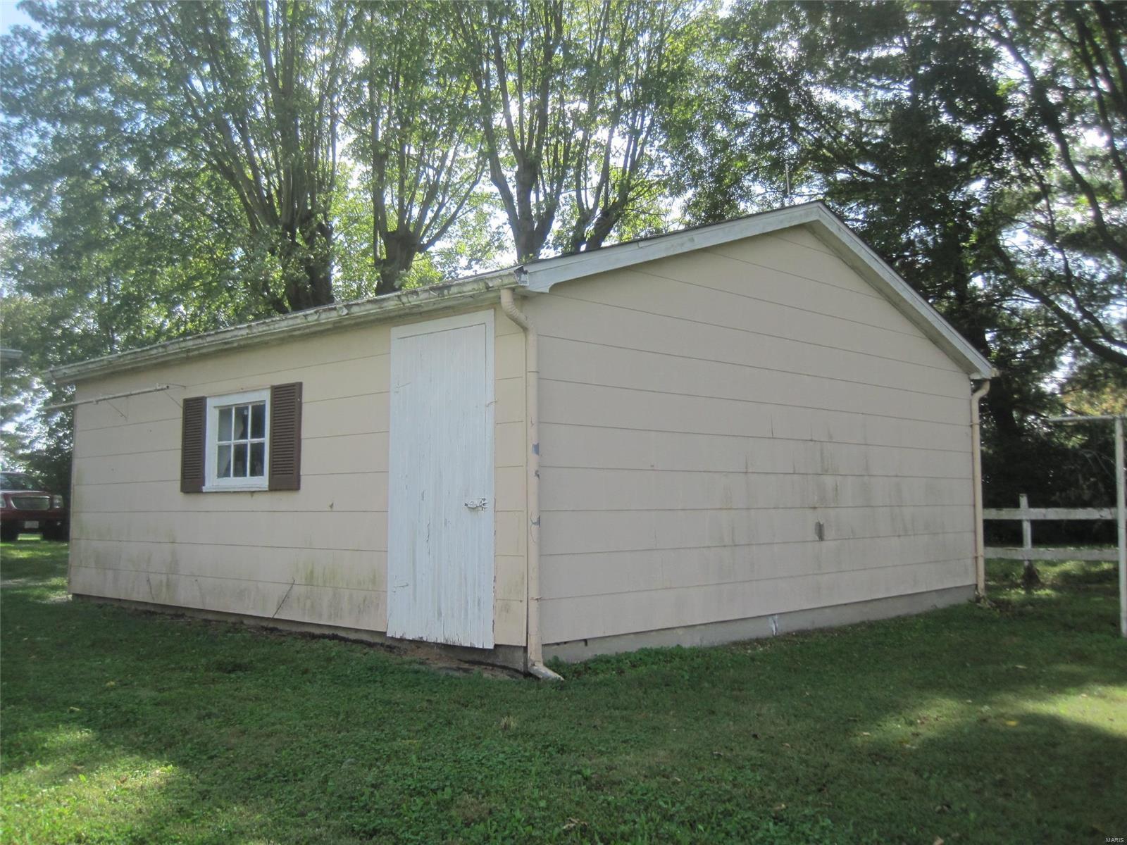 9941 South Prairie Road Red Bud, IL 62278 - Photo 3 of 4