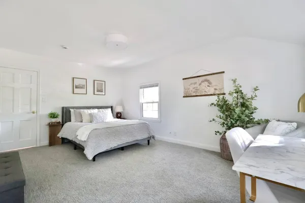 $675,000 | 1857 Ford Parkway, St. Paul, MN 55116