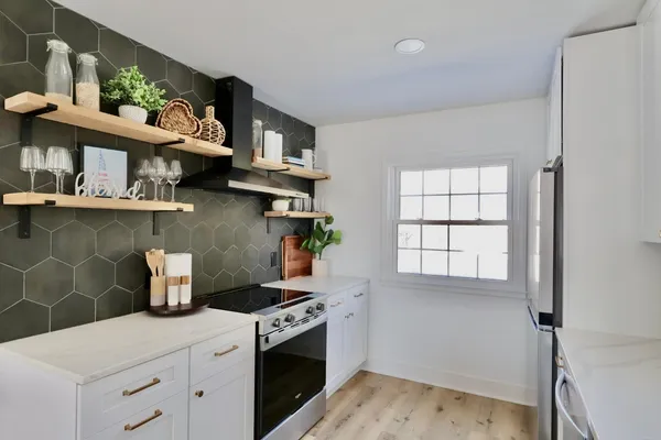 $675,000 | 1857 Ford Parkway, St. Paul, MN 55116