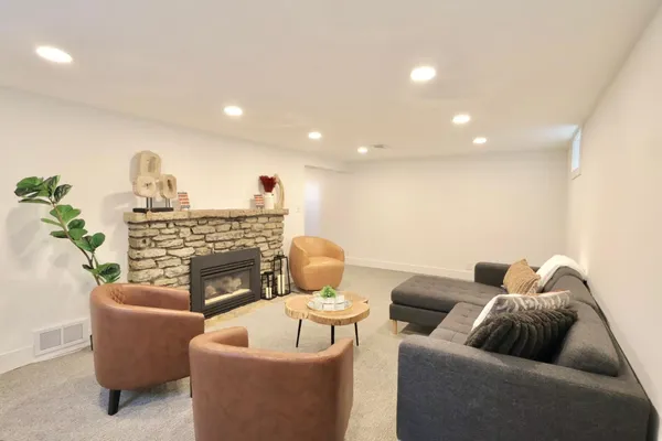 $675,000 | 1857 Ford Parkway, St. Paul, MN 55116