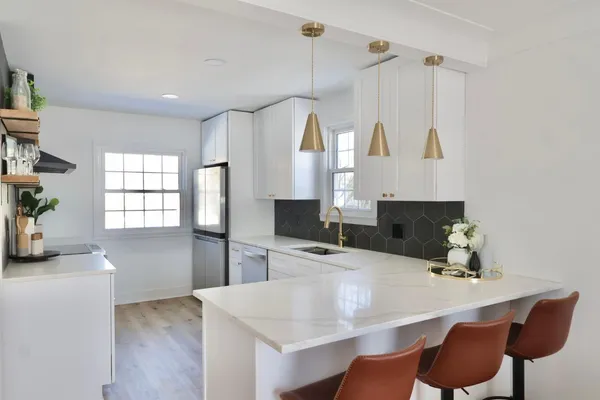 $675,000 | 1857 Ford Parkway, St. Paul, MN 55116