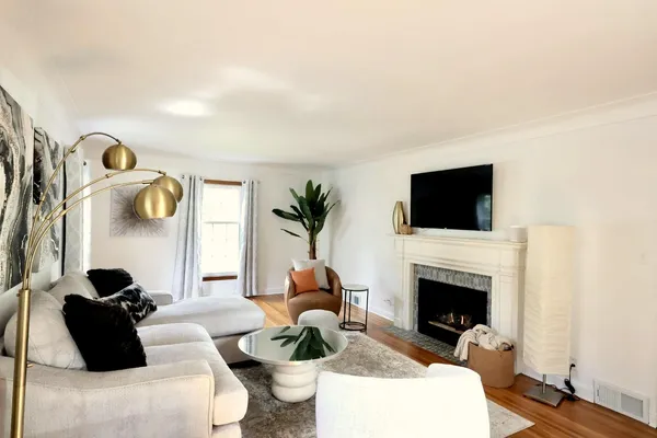 $675,000 | 1857 Ford Parkway, St. Paul, MN 55116