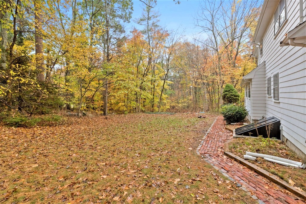 42 Meadow Brook Road Norwell, MA 02061 - Photo 21 of 26 Gallery Image 21