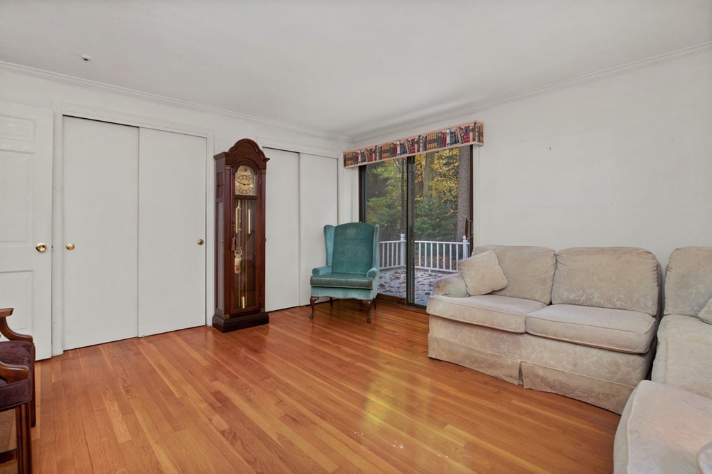 42 Meadow Brook Road Norwell, MA 02061 - Photo 9 of 26 Gallery Image 9