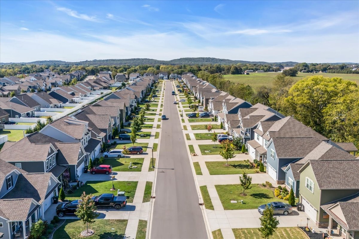 5116 Bridgemore Boulevard Murfreesboro, TN 37129 - Photo 33 of 38 a view of a city