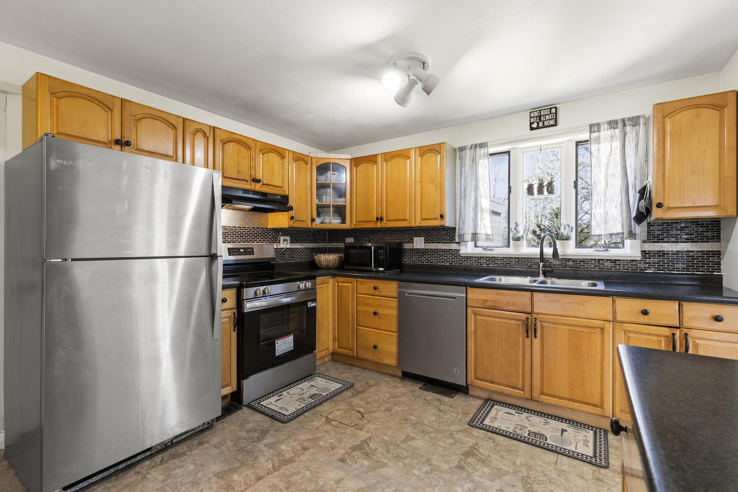 115 River Road Brunswick, ME 04011 - Photo 7 of 31