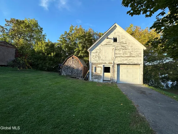 $209,900 | 6 Wayne Avenue, Ticonderoga, NY 12883