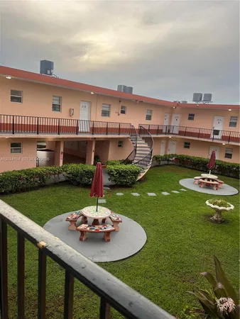 $1,800 | 3501 West 11th Avenue, Unit 112, Hialeah, FL 33012