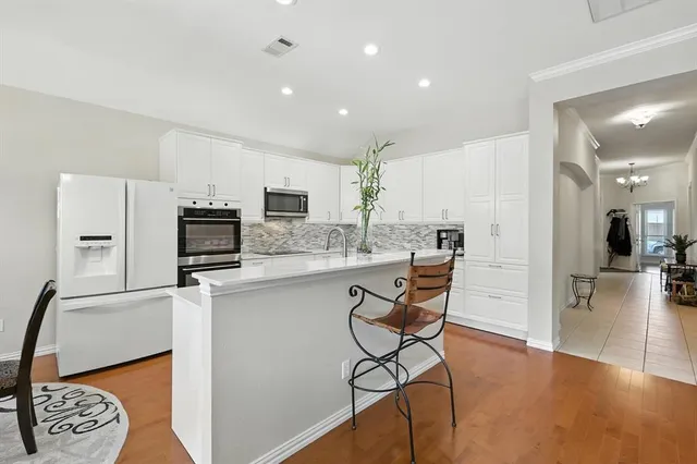 $550,000 | 2006 Ledgestone Drive, Corinth, TX 76210