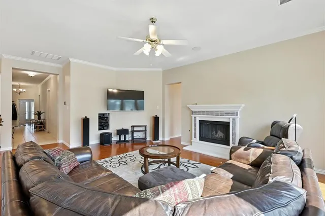 $550,000 | 2006 Ledgestone Drive, Corinth, TX 76210