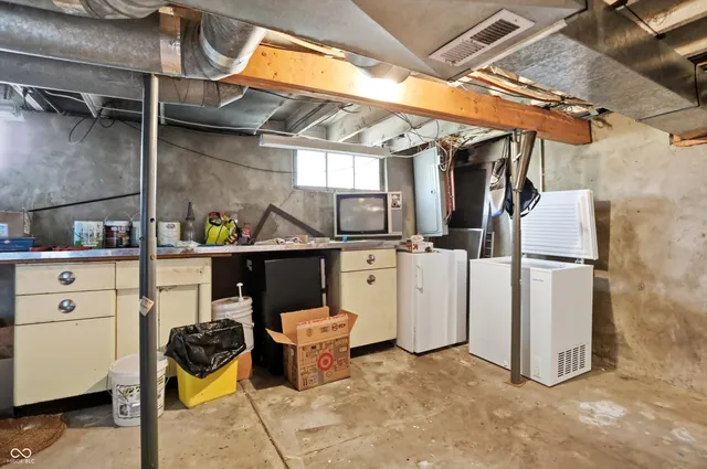 $242,000 | 227 West Mechanic Street, Shelbyville, IN 46176