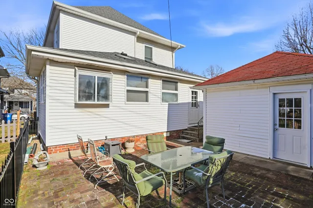 $242,000 | 227 West Mechanic Street, Shelbyville, IN 46176