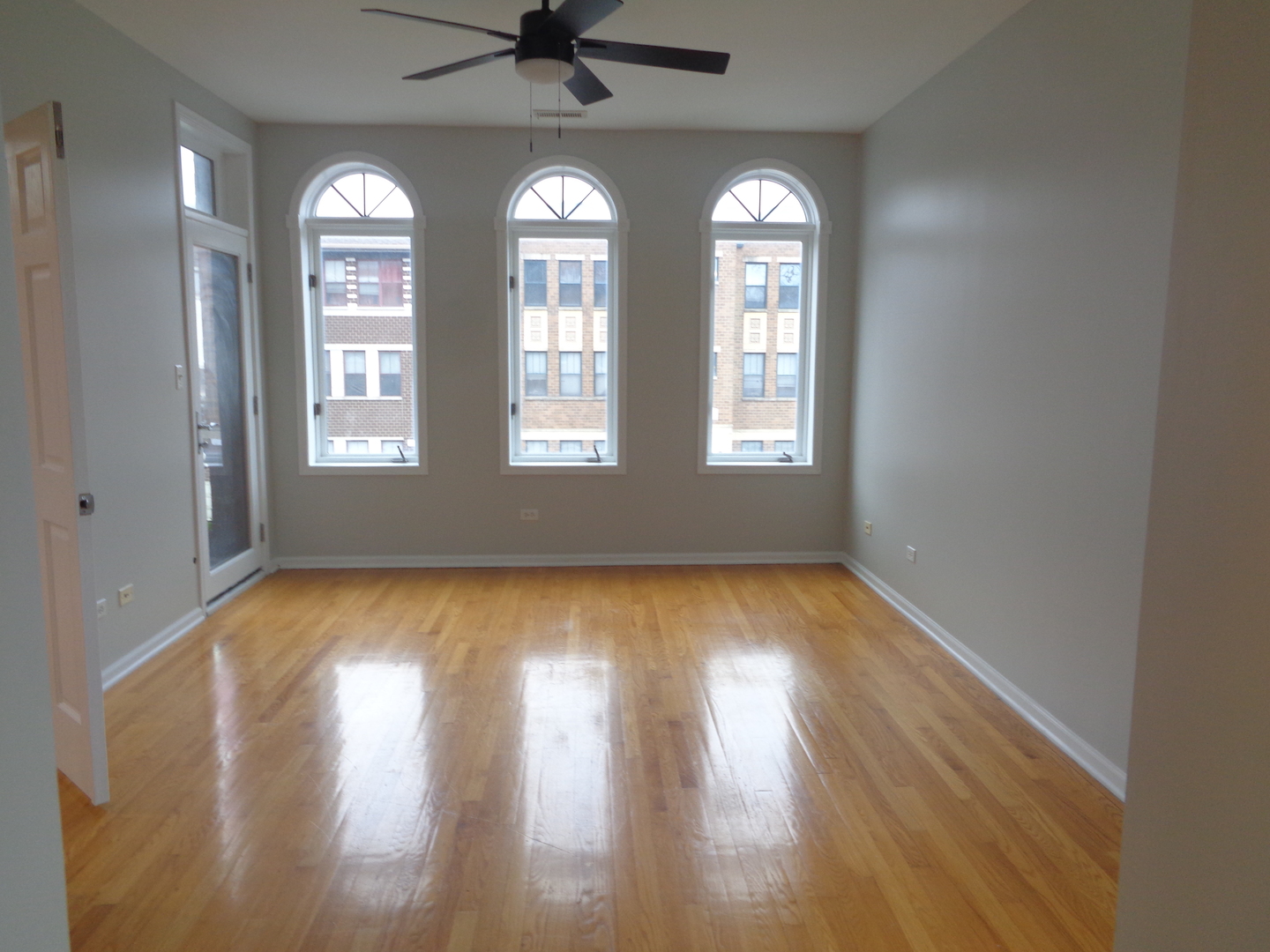 641 East Pershing Road, Unit 101 Chicago, IL 60653 - Photo 10 of 19