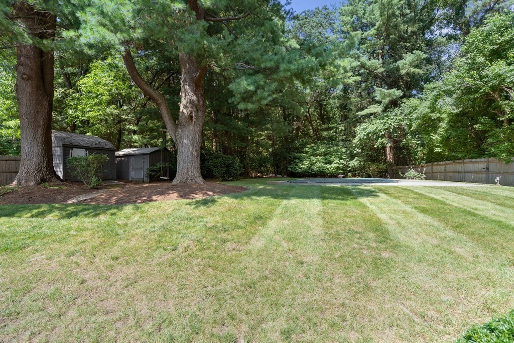 13 Michael Road Framingham, MA 01701 - Photo 7 of 29 Gallery Image 7
