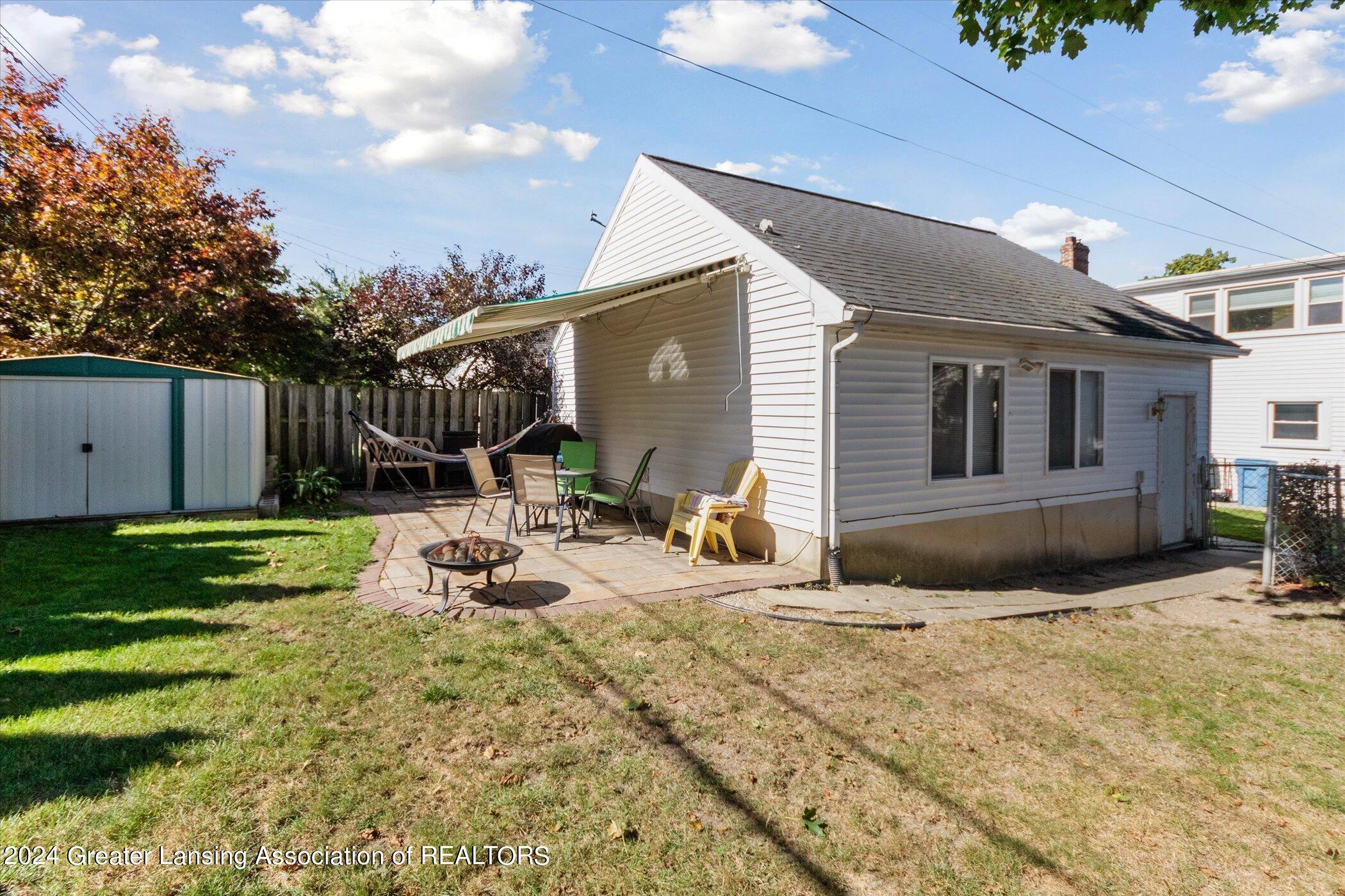 566 Riley Street Lansing, MI 48910 - Photo 36 of 36 39-566-Riley-St-Lansing-MI-48910-WindowS
